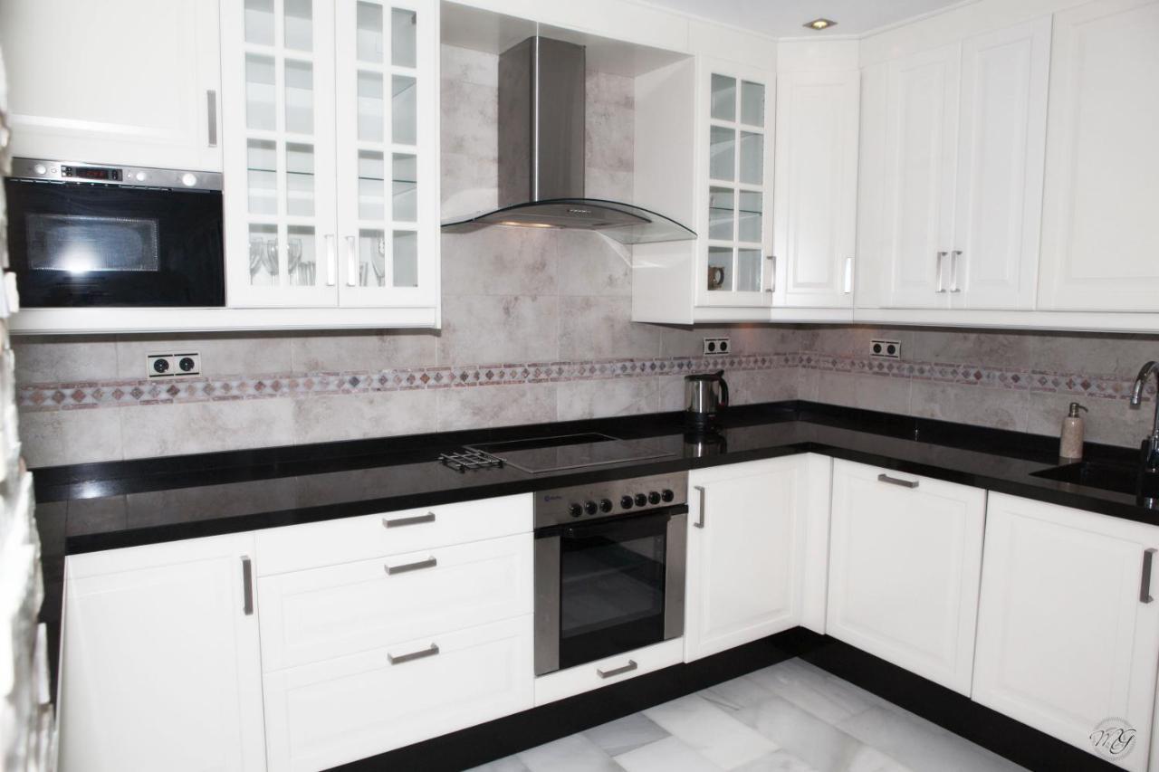 Luxury Puerto Banus Penthouse With Parking & Wi-Fi Marbella Exterior foto